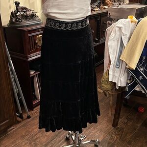 DIMRI Vintage Y2K Sz M Beaded Tiered Ruffle Black Velvet Maxi Skirt GUC